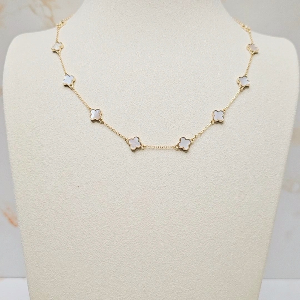 Ten Motifs Mother Of Pearl Clover Gold Necklace, 925 Silver, 18K Gold Plated